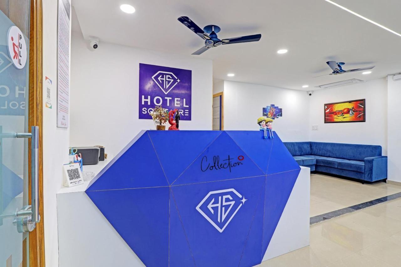 Hotel Solitaire, Best Luxurious Hotel Ac Rooms In Súrat Exteriér fotografie