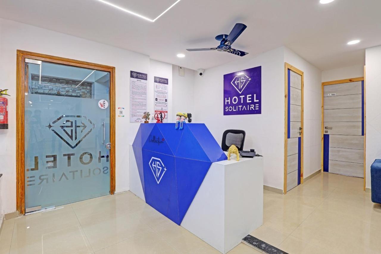 Hotel Solitaire, Best Luxurious Hotel Ac Rooms In Súrat Exteriér fotografie